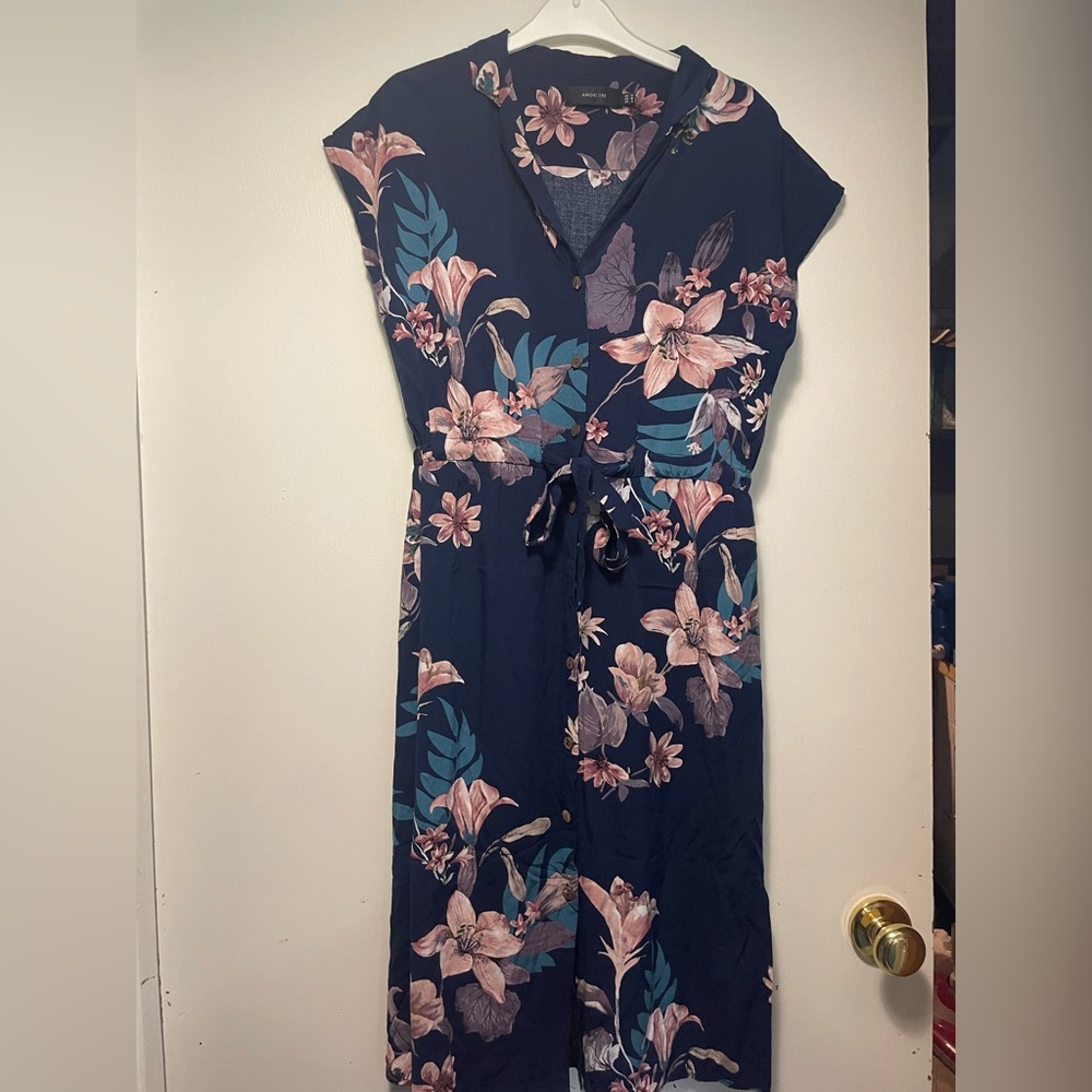 Angeleye Navy Floral Midi Dress